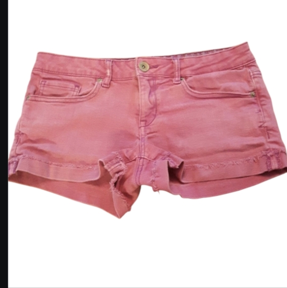 Size 5 cut off rip shorts By Aeropostale - Picture 1 of 13